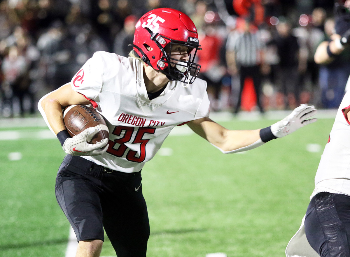 a Oregon City Tigard football Oregon September 29 2023 Dan Brood 29